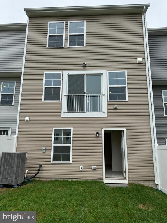 Building Photo - 120 Tuxford Rd
