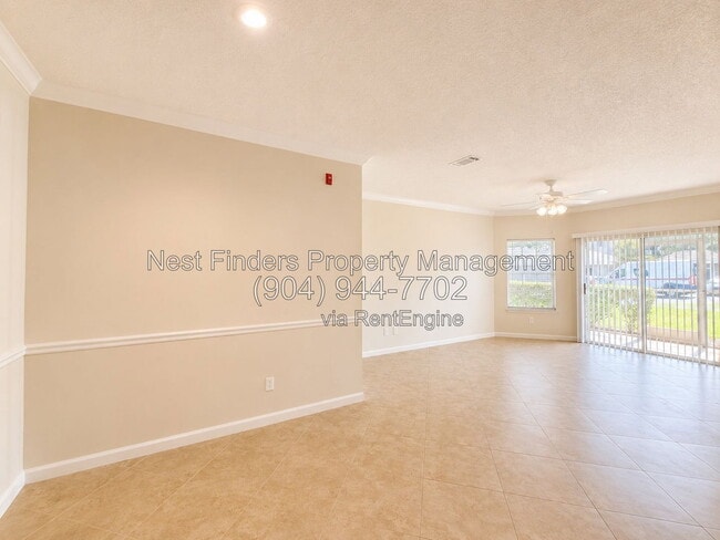 Building Photo - 10000 Gate Pkwy N