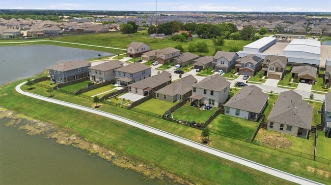 Building Photo - 25343 Trinity Oakley Ct