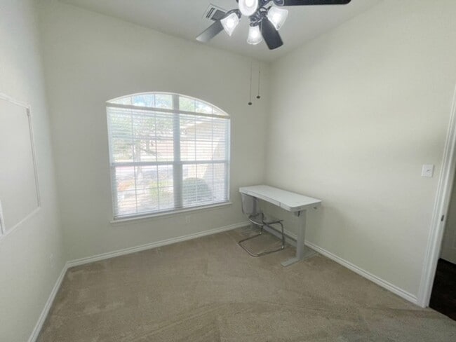 Building Photo - 3BED/2BATH Home for lease! Available NOW!