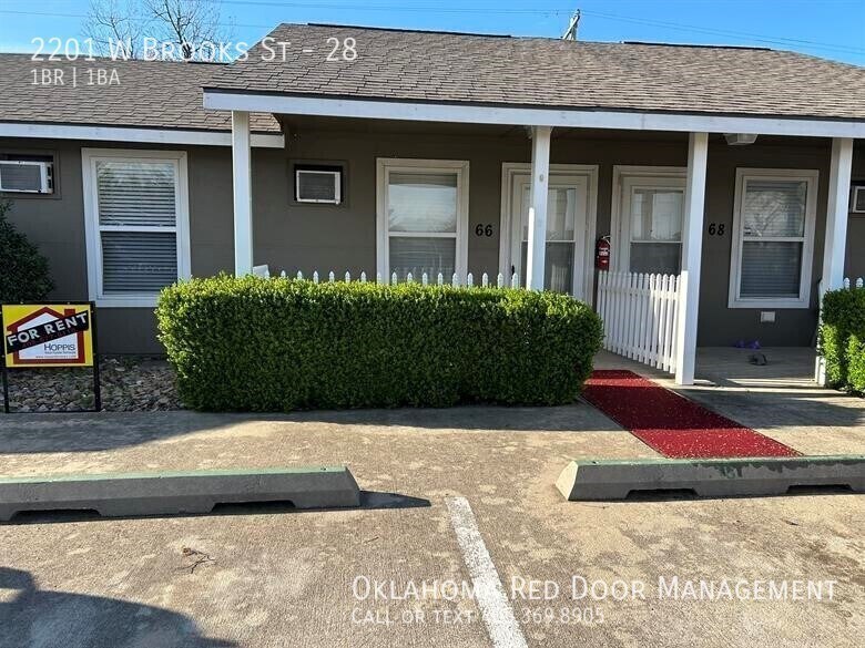 Primary Photo - 2201 W Brooks St