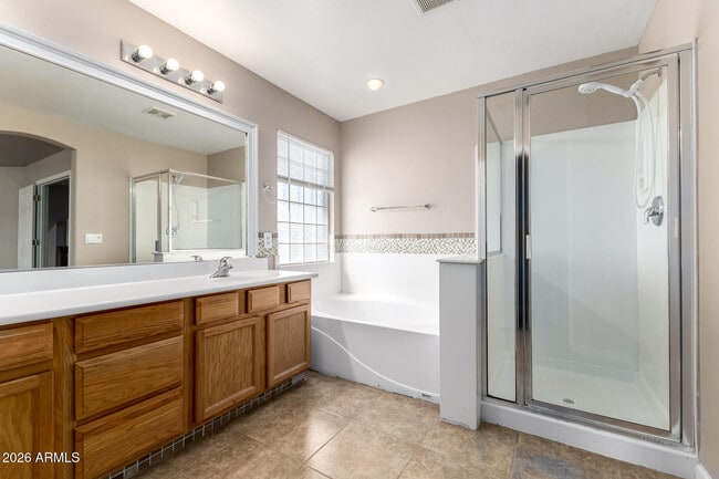 Building Photo - 1776 S 156th Ln