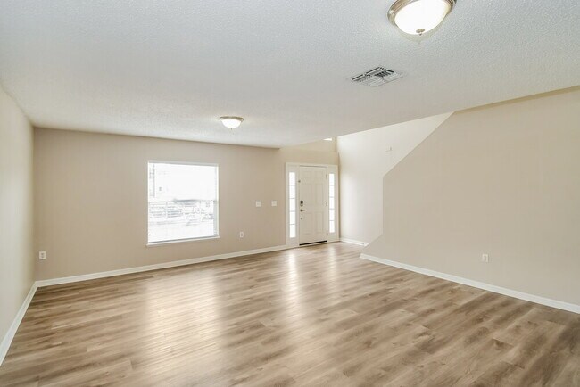 Building Photo - 1454 Seawolf Trail N