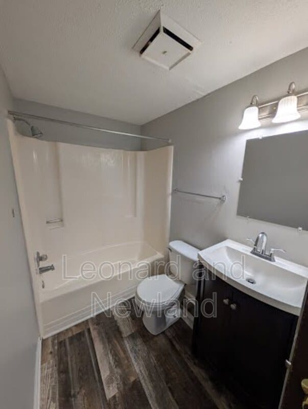 Building Photo - 216 Patricia Dr