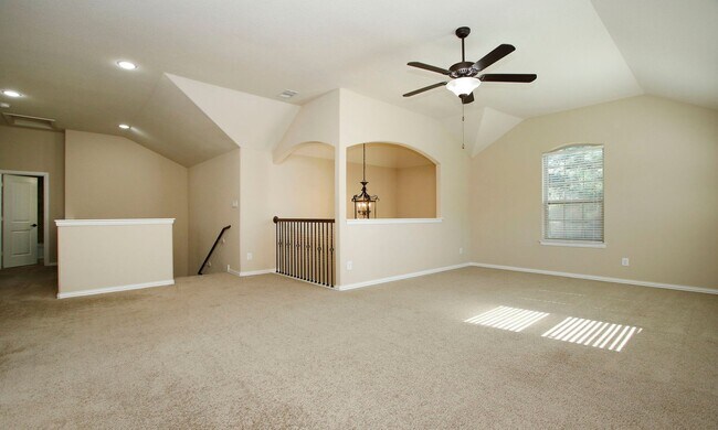 Building Photo - 13827 Slate Mountain Ln