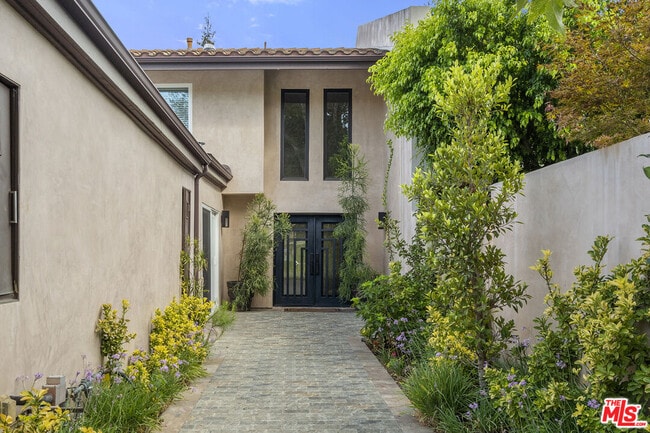 Building Photo - 2606 Claray Dr