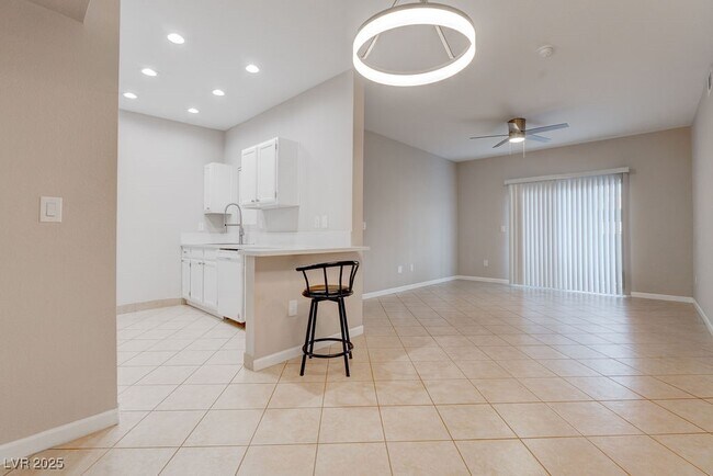 Building Photo - 6650 W Warm Springs Rd