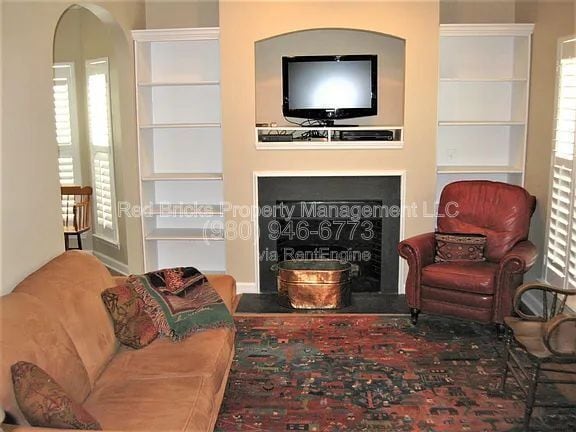 Building Photo - 13844 Cypress Woods Dr