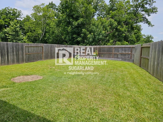 Building Photo - Move-In Ready Home in Sienna with Resort Amenities