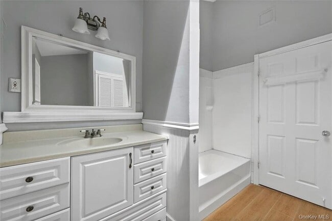 Building Photo - 35 Peddler Hill Rd