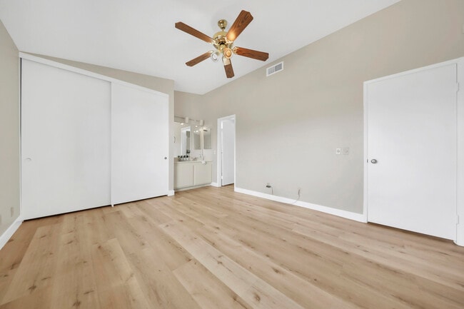 Building Photo - 74237 Catalina Way