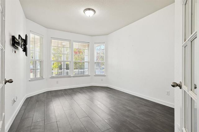 Building Photo - 9205 Benevolent Ct