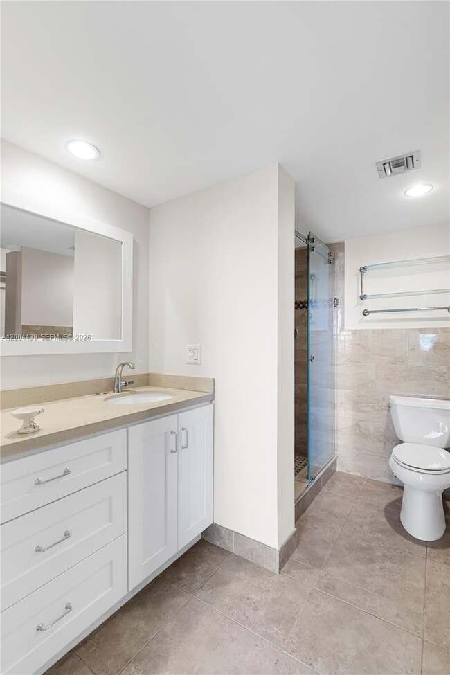 Building Photo - 1524 Whitehall Dr