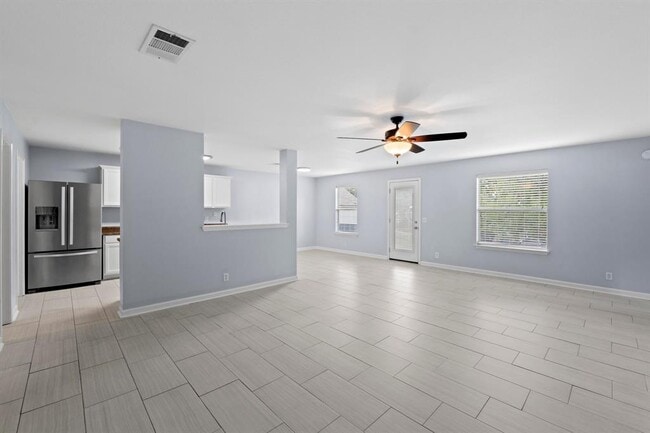 Building Photo - 6003 Wideleaf Dr
