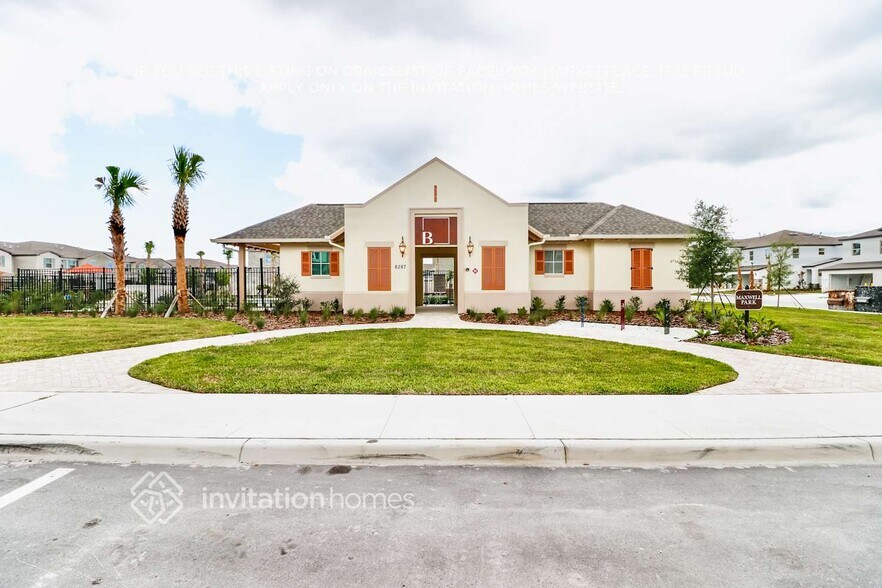 Building Photo - 2918 Coach Manors Way