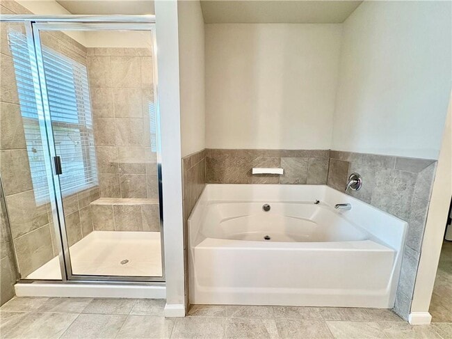 Building Photo - 6085 Bay Pt Cv