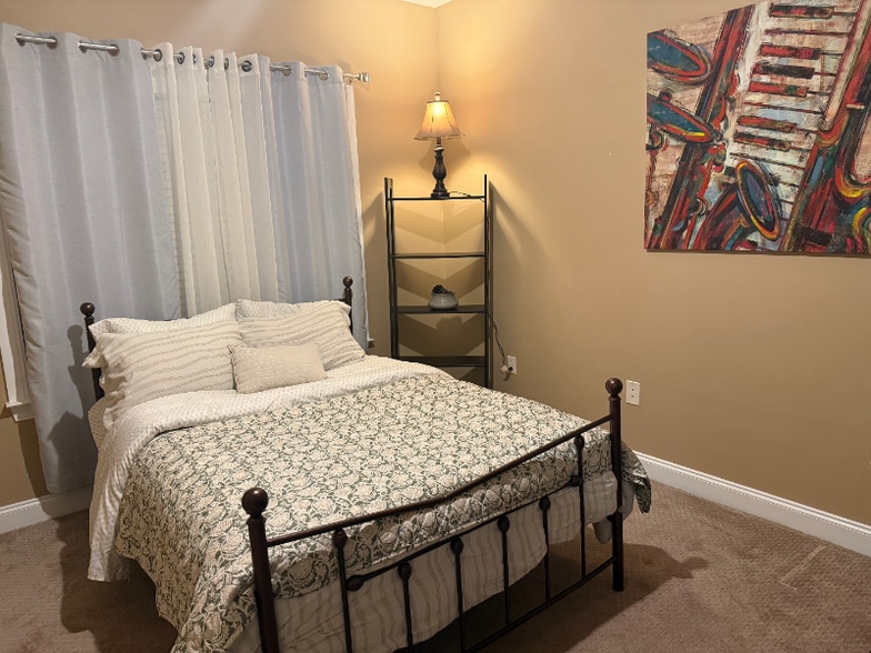 Primary Photo - 312 Long Pointe Ln