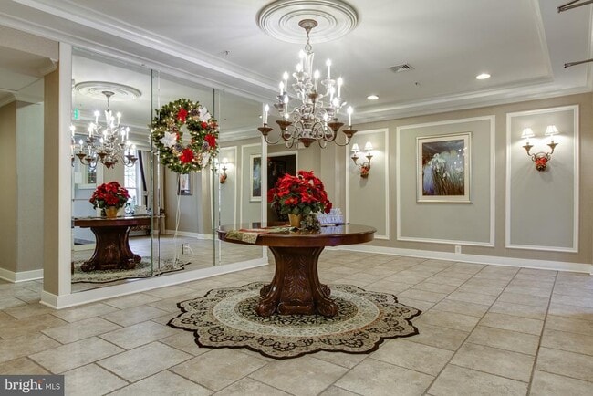 Building Photo - 2111 Ganton Green