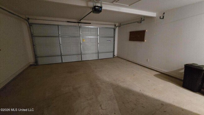 Building Photo - 139 Coventry Ln