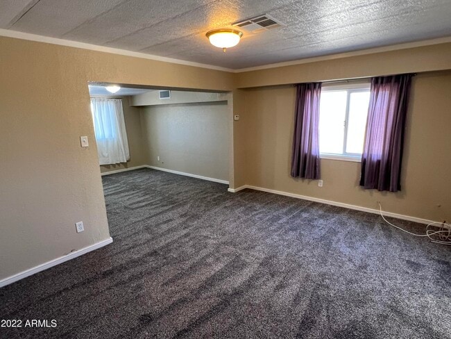 Building Photo - 16511 W Dale Ln