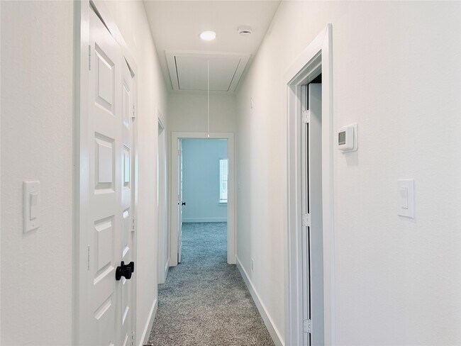 Building Photo - 16575 Oasis Glade Dr