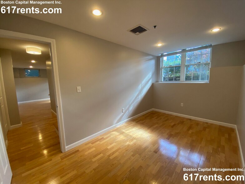 Building Photo - 2277 Massachusetts Ave