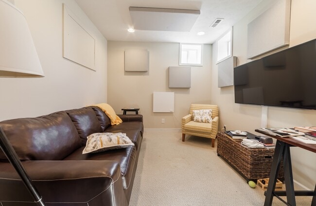 Building Photo - Available Sept 4th, 2026!