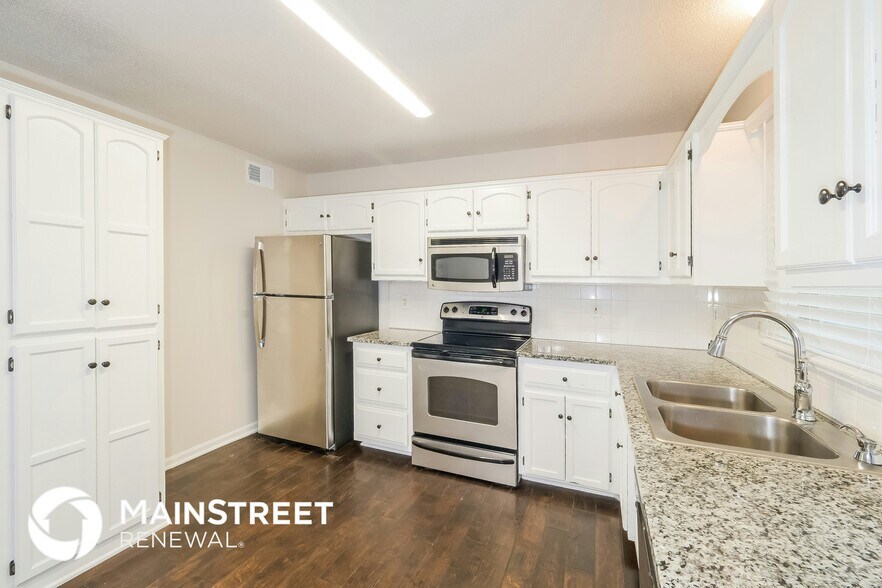 Building Photo - 6932 N Mercier St