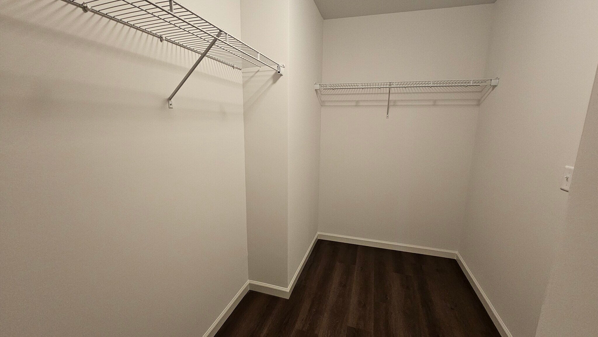 Building Photo - 61 N Conifer Dr