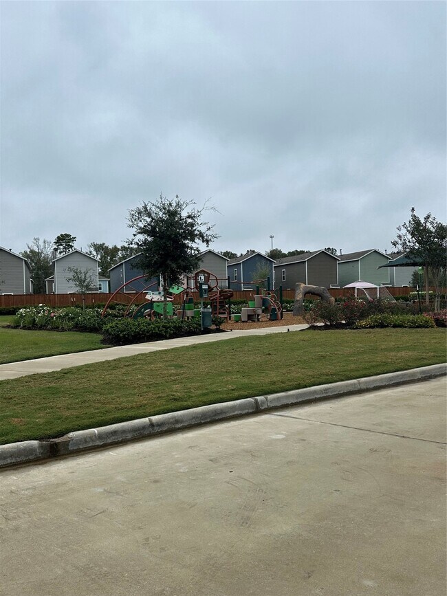 Building Photo - 18695 San Salvo Dr