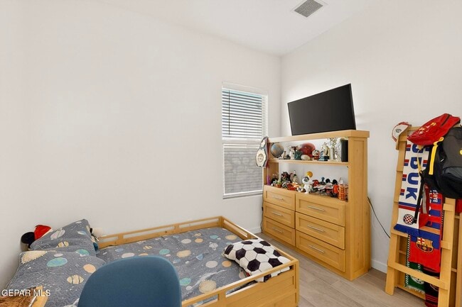 Building Photo - 905 Witton Pl