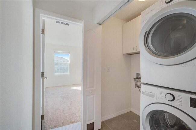 Building Photo - 4838 San Palermo Dr