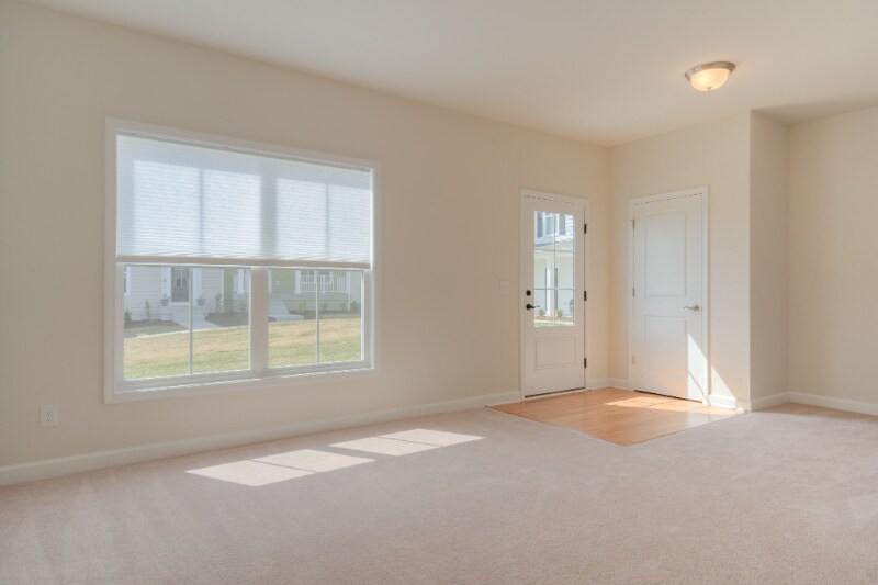 Building Photo - 505 John Adams Dr NW
