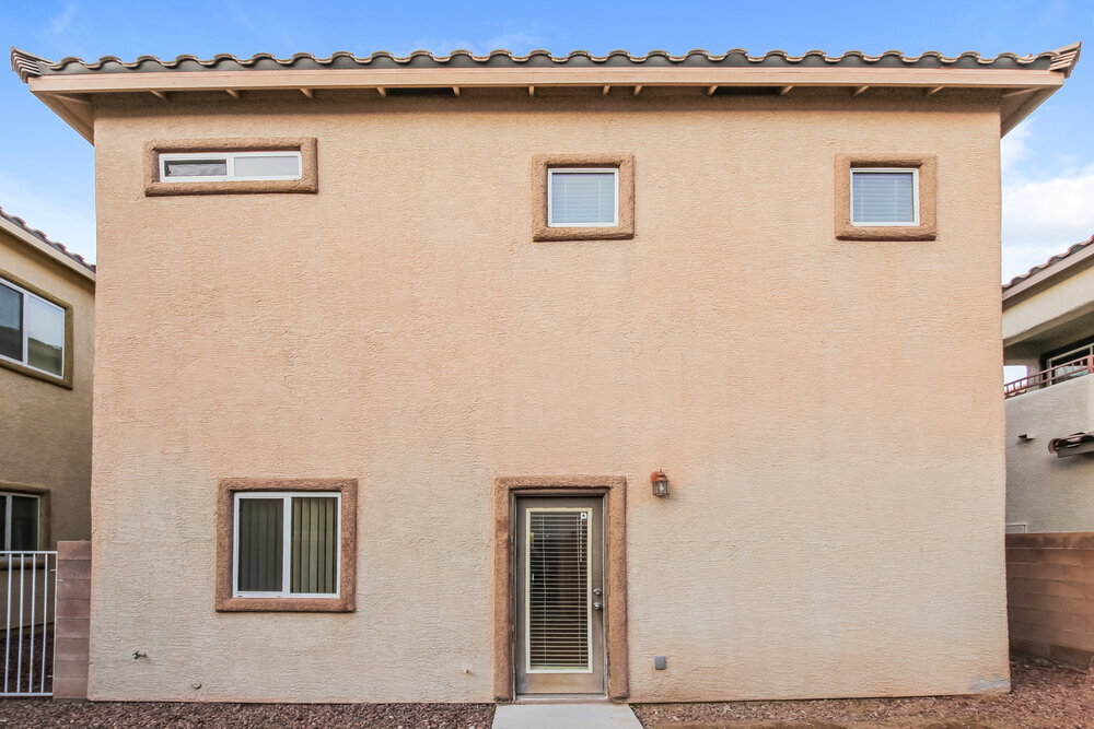 Building Photo - 3545 Terraza Mar Ave