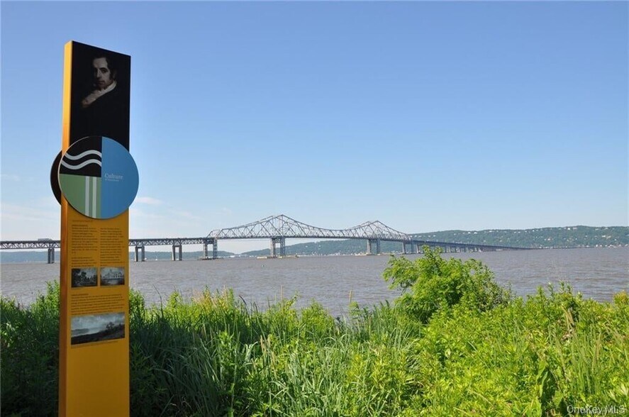 Building Photo - 5 John St