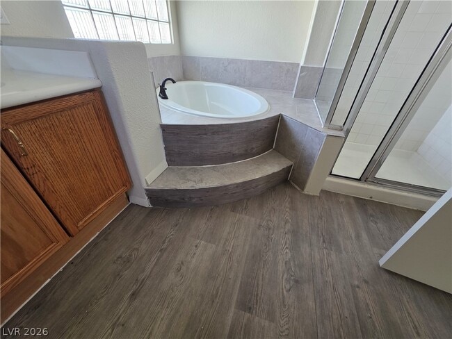 Building Photo - 8829 Cornwall Glen Ave