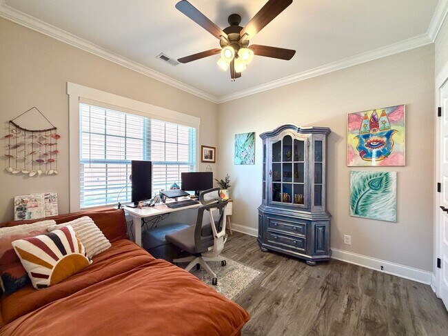 Building Photo - 1013 Berry Bnd