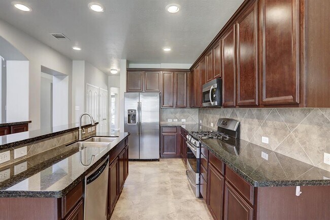 Building Photo - 12331 Crescent Mountain Ln