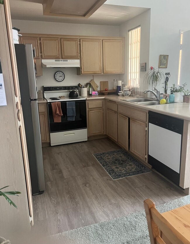 Building Photo - 17161 Alva Rd