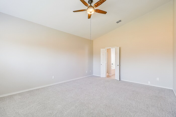 Building Photo - 109 Jennie Marie Cir