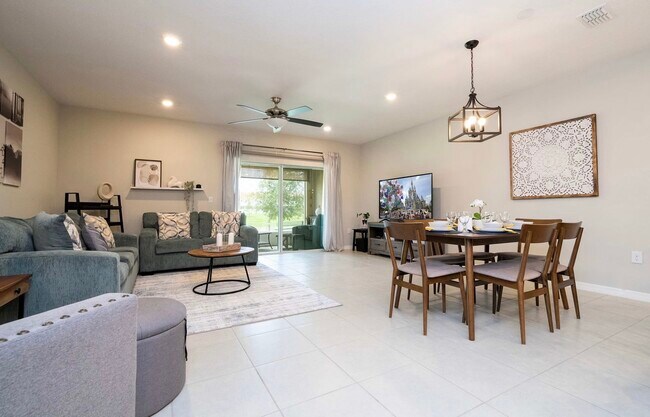 Building Photo - 4764 Coral Castle Dr.