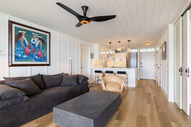 Building Photo - Sans Souci Unit #507