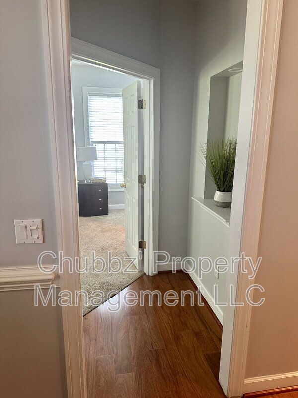 Building Photo - 103 Keller Springs Ct