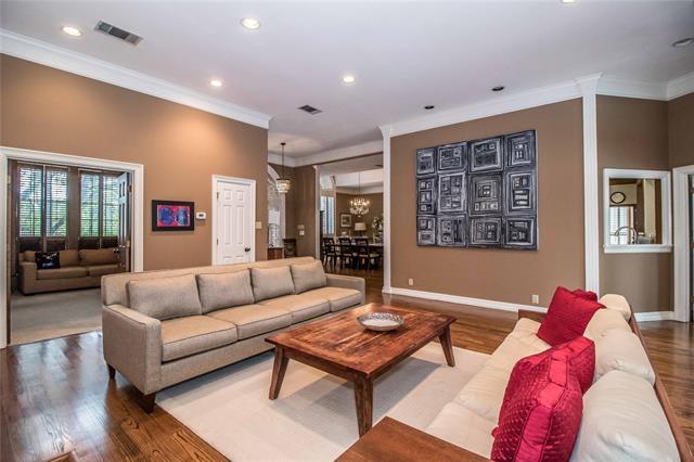 Building Photo - 905 Briar Ridge Dr