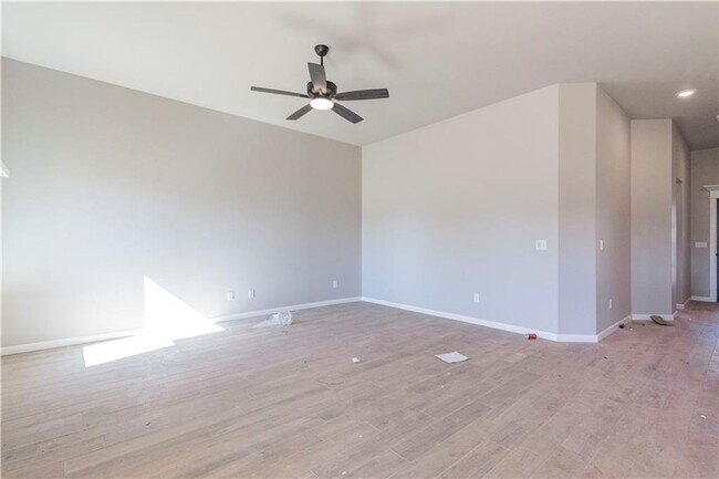 Building Photo - Beautiful 4 Bedroom 2 Bathroom Home in Deer Creek Schools with a Storm Shelter and Outdoor Fireplace