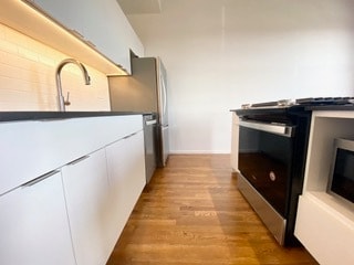 Building Photo - 112 SE 4th St