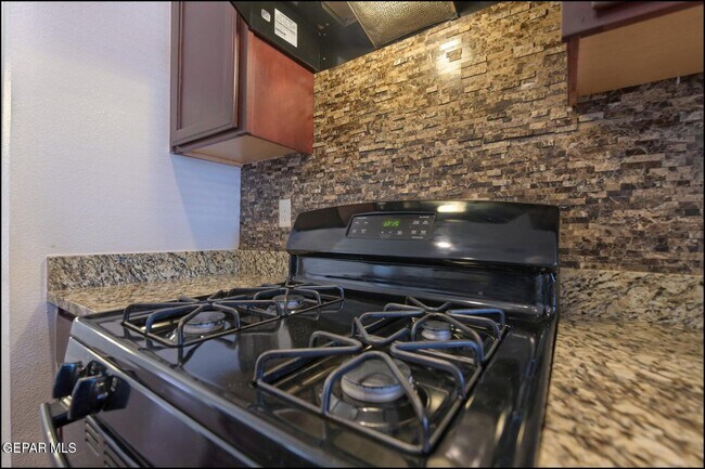 Building Photo - 14904 Jerry Armstrong Ct