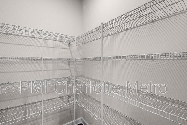 Building Photo - 4472 Millennium Ave