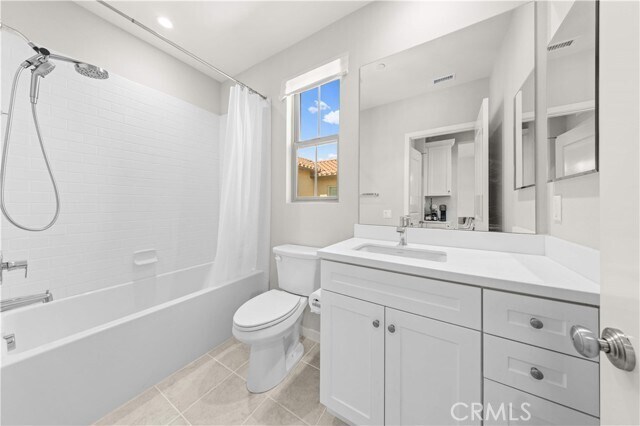 Building Photo - 144 Sunnyside