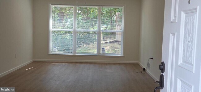 Building Photo - 7203 Westchester Dr